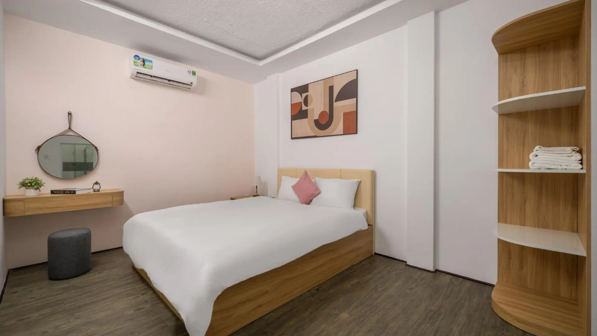 Phe Hotel Da Nang 2*,  Vietnam