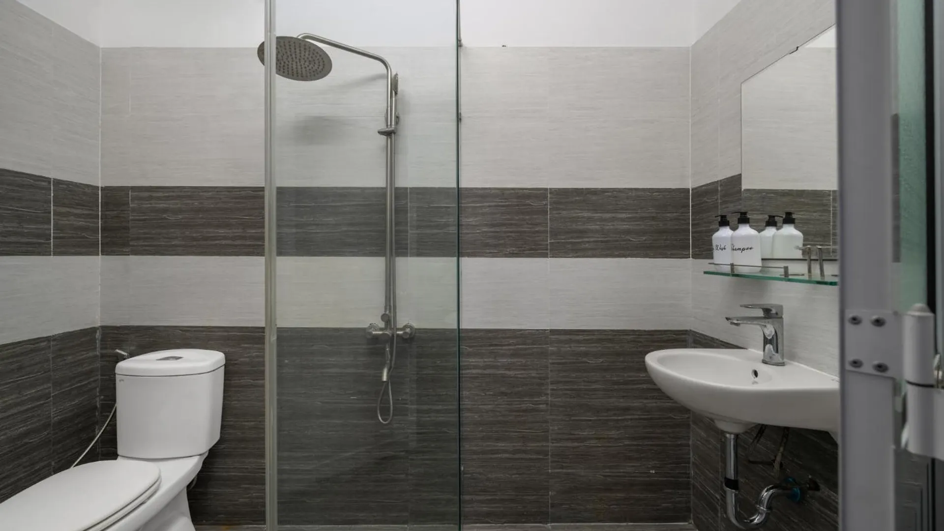 Phe Hotel Da Nang